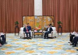 王晓晖施小琳会见澳大(dà)利(lì)亞(yà)总理(lǐ)阿尔巴尼斯 共同出席2026澳网亞(yà)太区外卡(kǎ)赛落地成都宣(xuān)布仪式