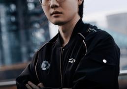 BLG组银河战舰！Viper和Xun加入(rù)！LPL明年(nián)有(yǒu)希望了！