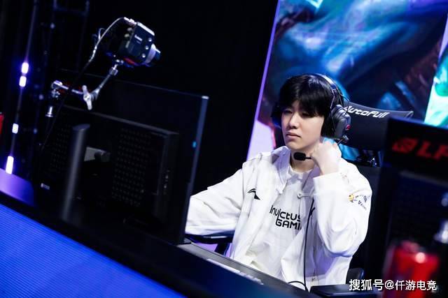 LOL：TheShy透露退役(yì)时间，想跟Rookie打到退役(yì)