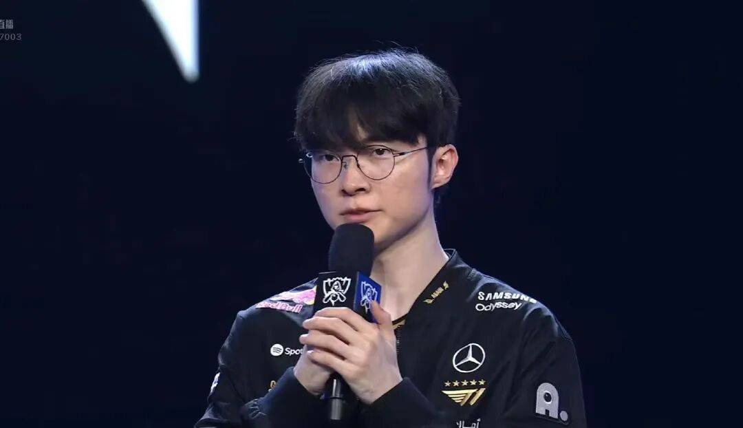 虎娘(niáng)日报：邓紫棋发文(wén)宣传全球总決(jué)赛主题曲(qū) T1轻松击败IG晉(jìn)级