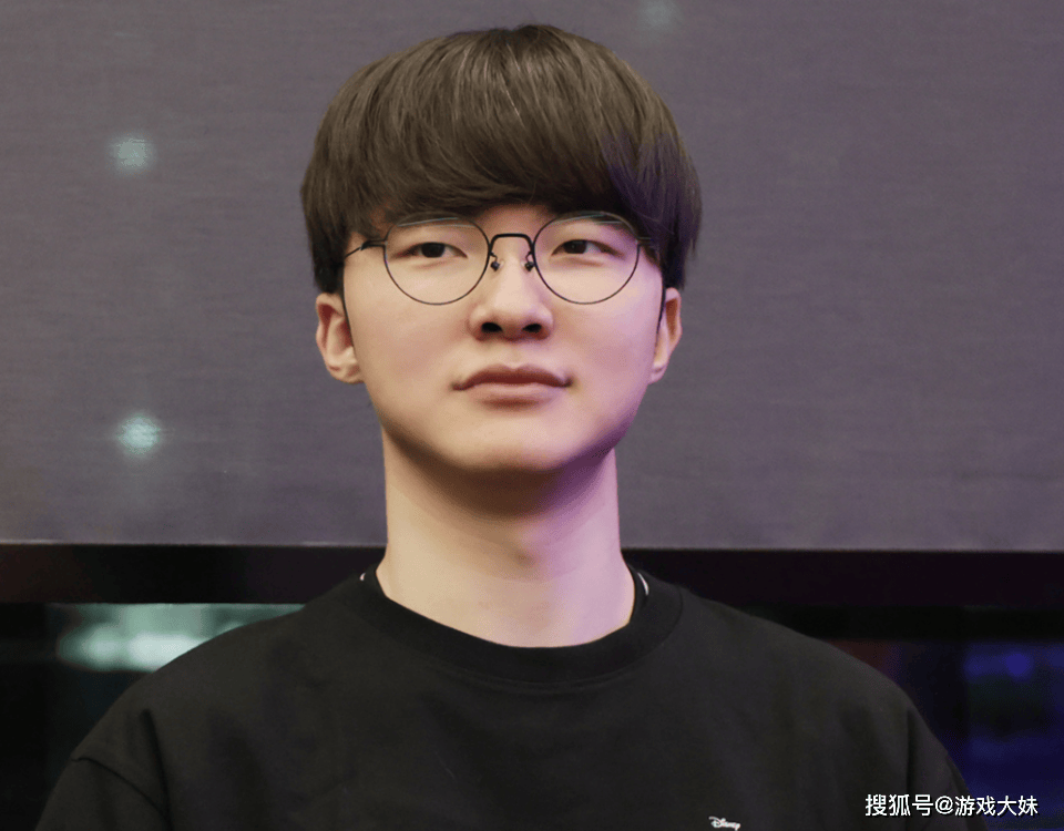 Faker對(duì)历届S赛冠军进行排名，认为LPL冠军垫底(dǐ)，含金(jīn)量最(zuì)低(dī)