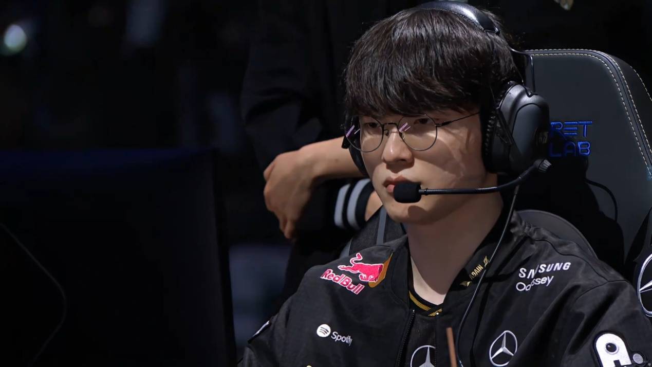 S15训练赛情报公开，T1战绩惨淡，LPL却发挥出色，网友直呼被(bèi)骗了