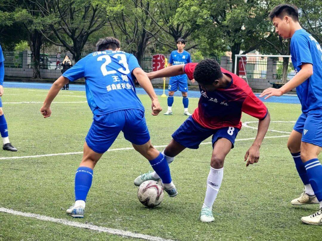 定(dìng)格精(jīng)彩(cǎi)！“渝超”·家门口(kǒu)赛事超燃集锦！