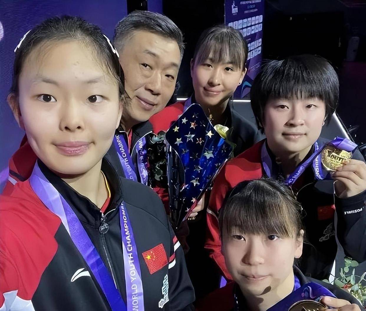 精彩比(bǐ)赛！今晚7：305套直(zhí)播