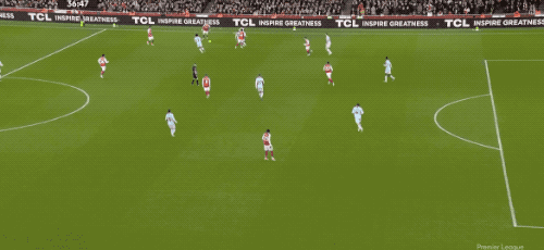 英超(chāo)：阿森纳2-0布伦特福德5分领跑(pǎo) 梅裡(lǐ)諾(nuò)传射 萨卡补刀(dāo) 赖斯(sī)伤退