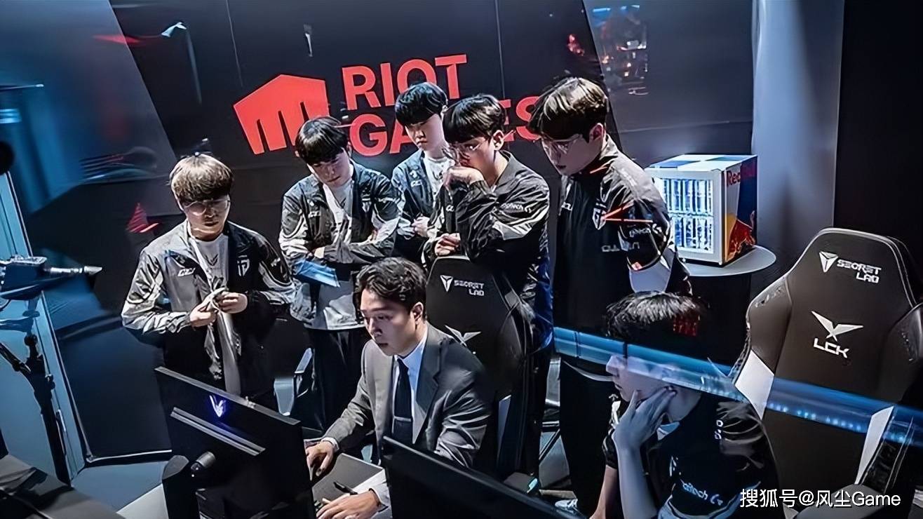 LOL步入付费观赛时代！LCK宣布K杯收费，教(jiào)练语音开启测试