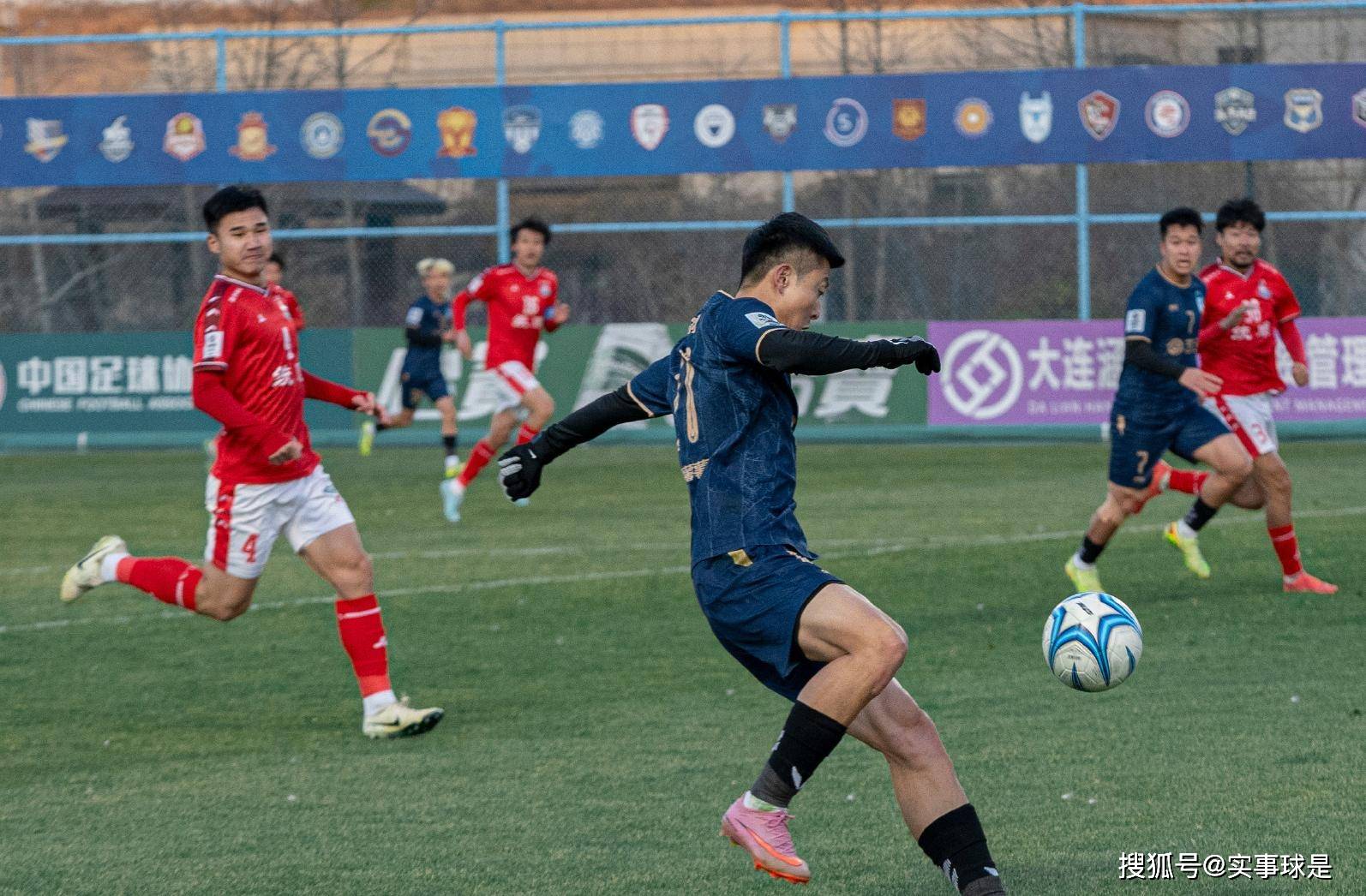 豪迈20字(zì)宣言！大连中乙(yǐ)新军扎根(gēn)足球城，深(shēn)耕(gēng)青训，称冲甲後(hòu)全华班出战